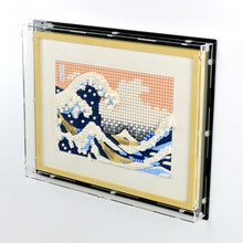 31208 Hokusai – Große Welle - Wandvitrine