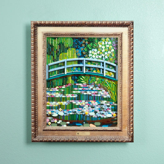 31220 Claude Monet – Brücke über einen Seerosenteich - Wandvitrine (Special Editon)
