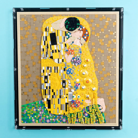 31221 Gustav Klimt – Der Kuss - Wandvitrine