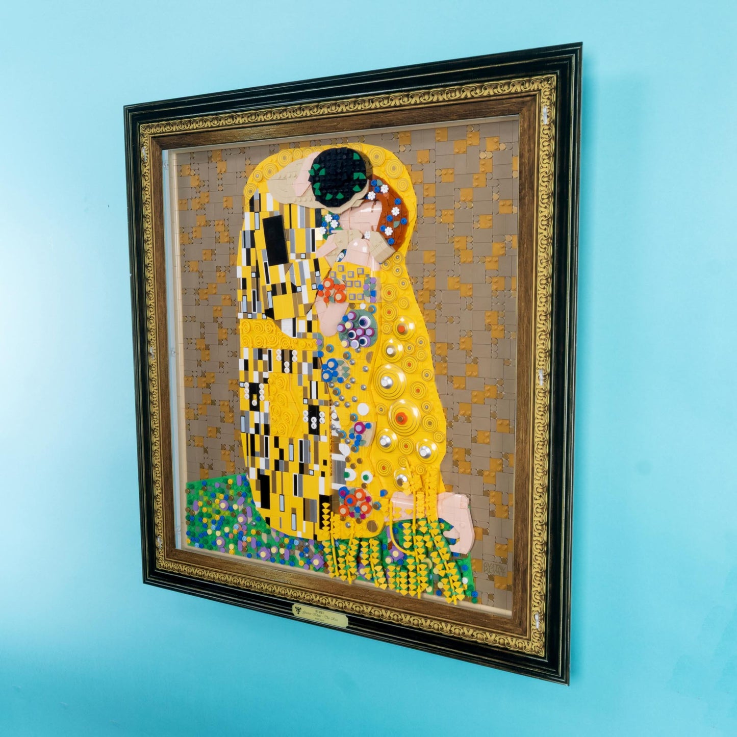 31221 Gustav Klimt – Der Kuss - Wandvitrine (Special Editon)