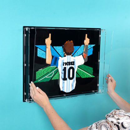 43018 Lionel Messi – Torjubel (Wandvitrine)