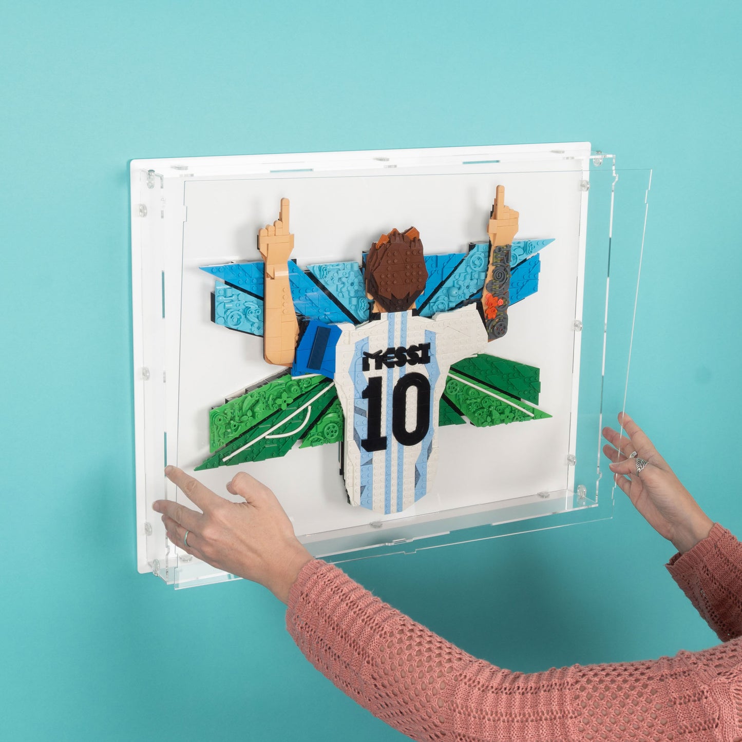 43018 Lionel Messi – Torjubel (Wandvitrine)