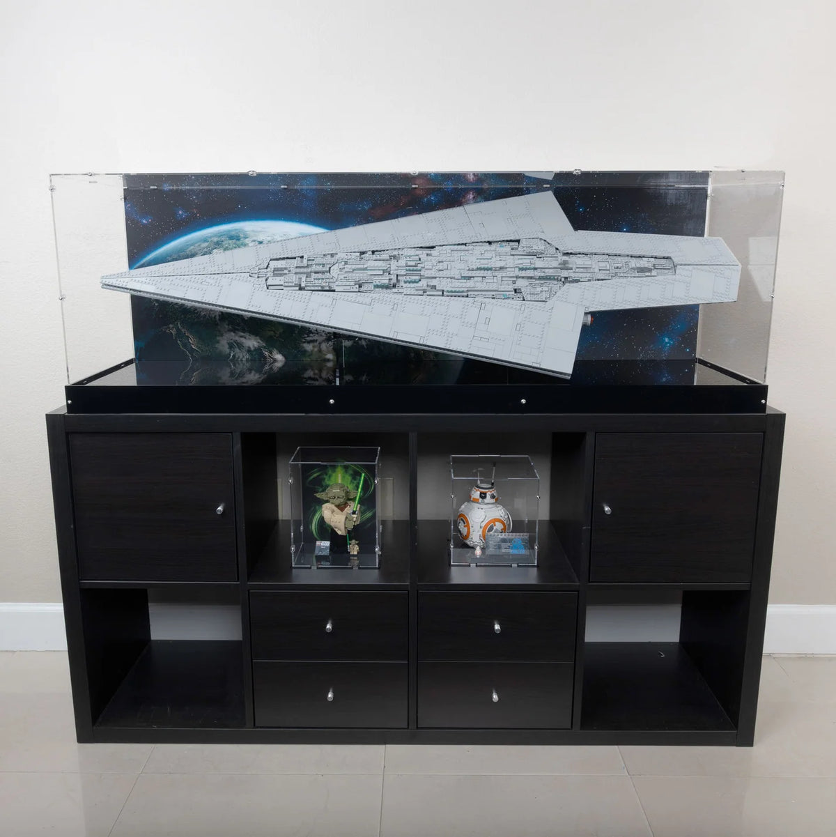 75457 Supersternzerstörer Executor (on Stand) - Special Edition (Ikea Kallax) - Acryl Vitrine Lego